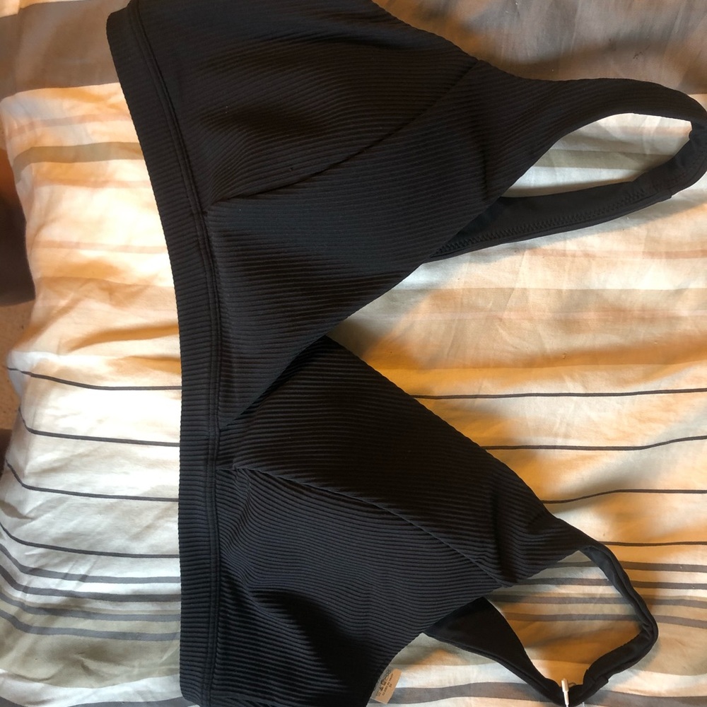 Lululemon bikini top